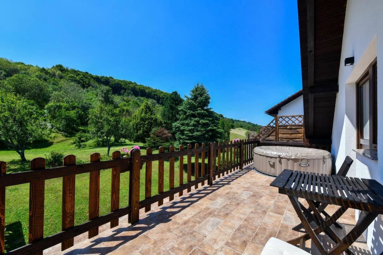 Wildernest Holiday Home Rakovica Exterior foto
